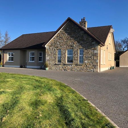The Bungalow Villa Omagh Esterno foto