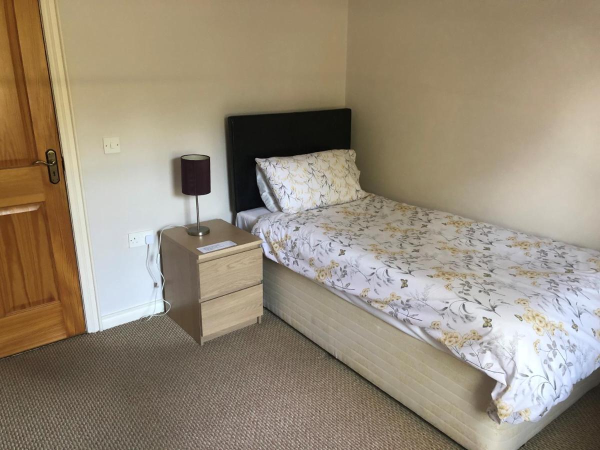 The Bungalow Villa Omagh Esterno foto
