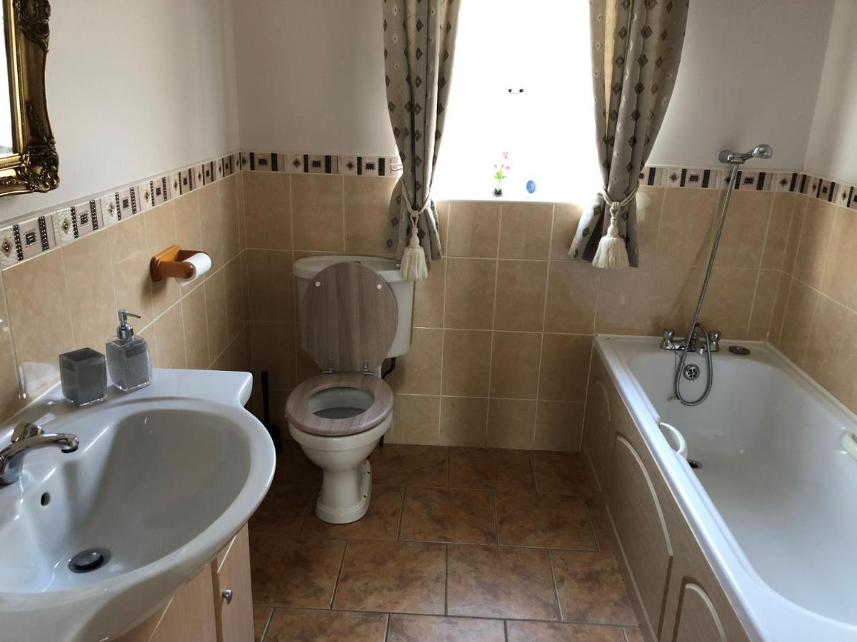 The Bungalow Villa Omagh Esterno foto